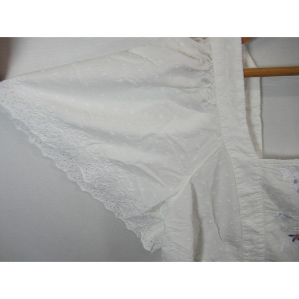 Old Navy Embroidered Smocked Blouse Plus Size 3x White - Picture 3 of 7